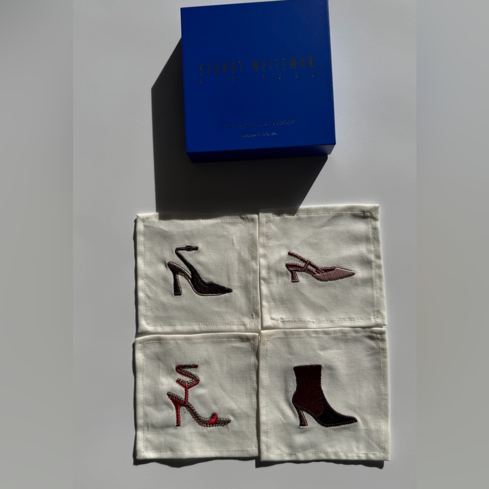 Giftable Embroidered shoe coasters